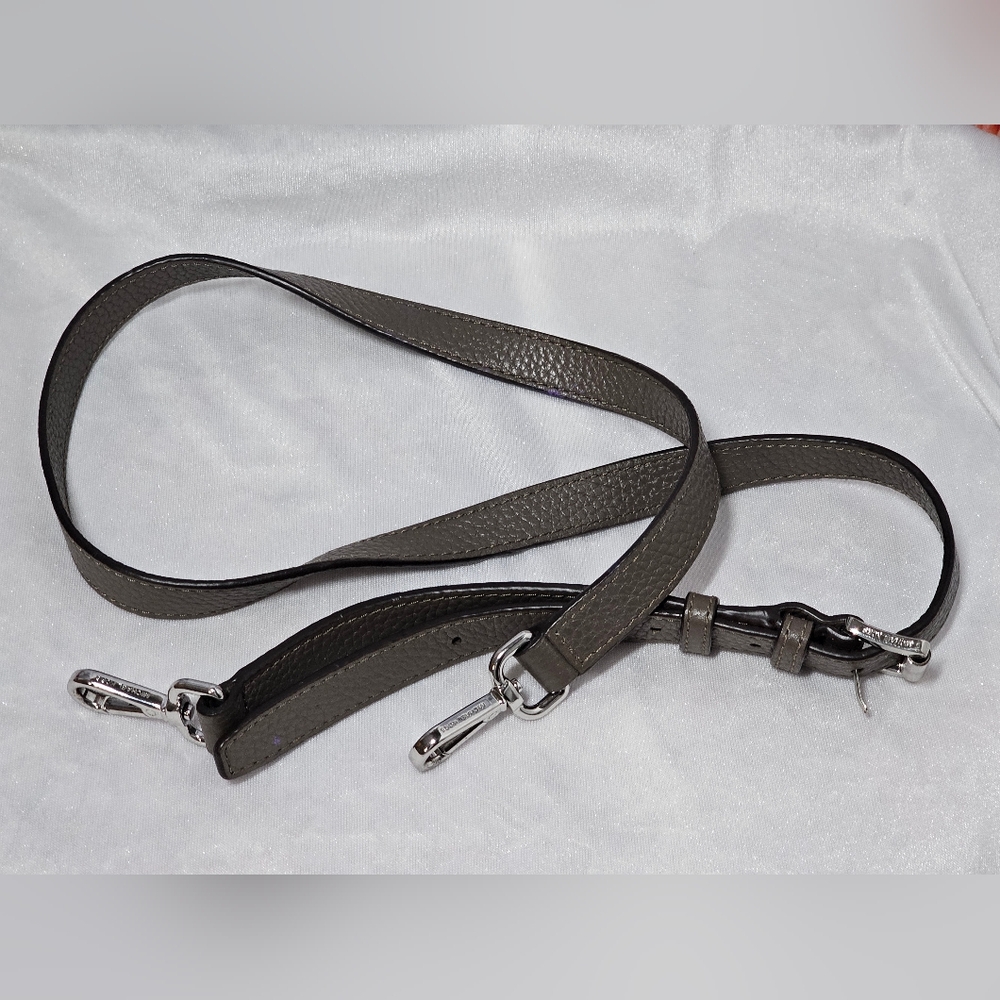 EUC Michael kors Crossbody Strap - Picture 7 of 9